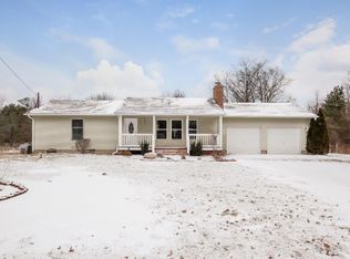 9606 Peck Rd W, Greenville, MI 48838