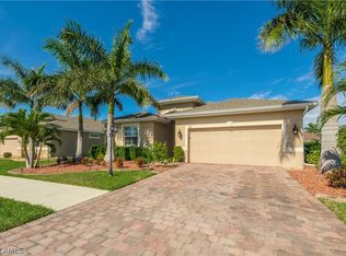 252 Destiny Circle Cpe, Coral, FL 33990
