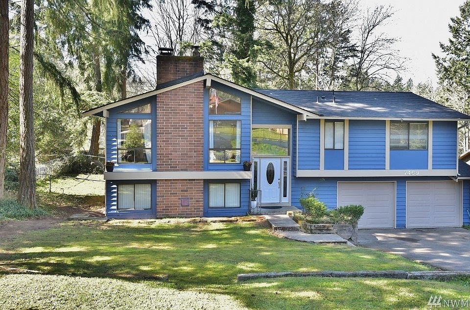 Super cute split level home.