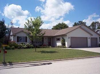 1st image of 141 Concord Dr