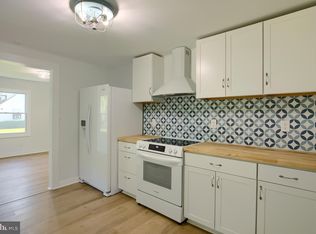 1800 Westgate St, Chesapeake, VA 23324