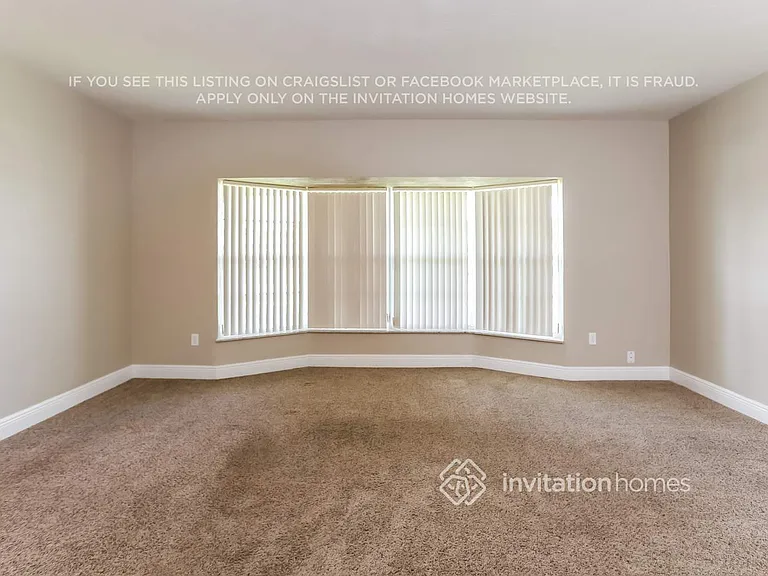 10900 NW 19th St — Photo 10