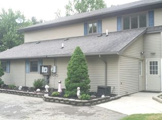 16 Hannah Ave, Croswell, MI 48422