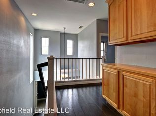 8732 Giant Causeway Ave, Spring Valley, NV 89148