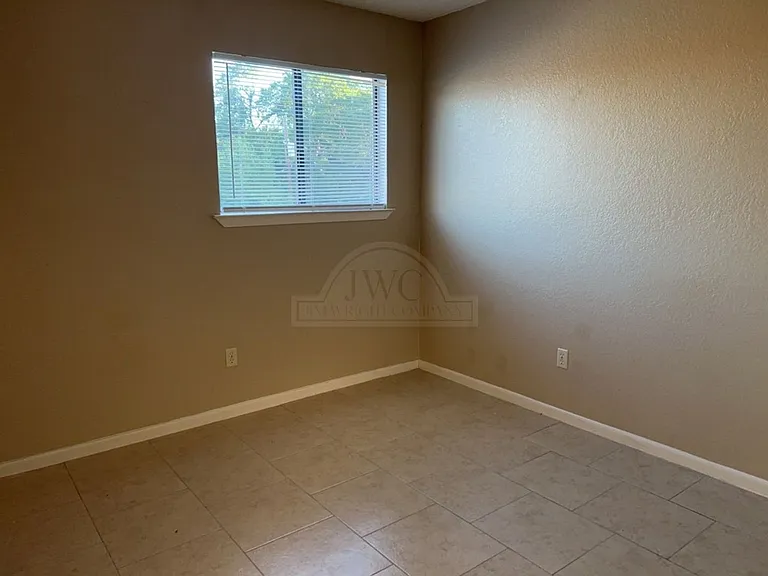 4209 Water St — Photo 14