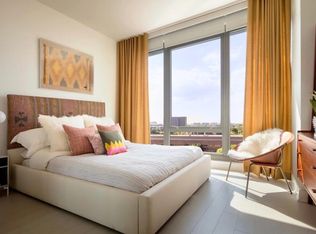 1033 W Van Buren St #PGM101, Chicago, IL 60607