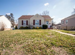 3540 Saint Genevieve Ln, Saint Ann, MO 63074