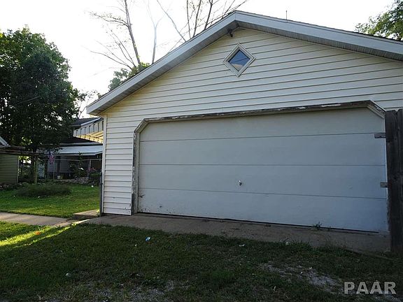2nd image of 3009 W Montana St