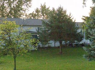 406 N Allen Chapel Rd, Kendallville, IN 46755