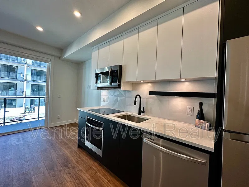 Studio, 1.0 bath, 314 sqft, $1,245 — Photo 3