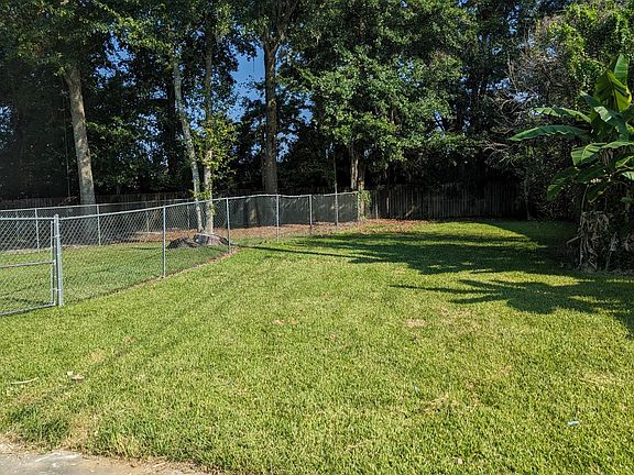 5th image of 275 Timber Ridge Dr