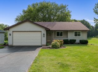 501 Bounty Dr NE, Poplar Grove, IL 61065