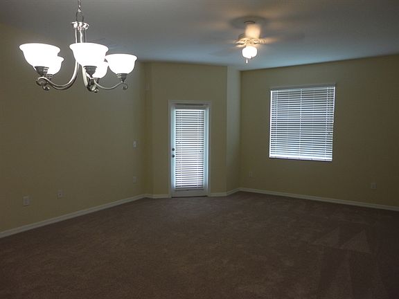 2nd image of 2136 Richwood Pike Dr