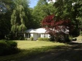 117 Blueberry Hill Rd, Bridgewater, CT 06752