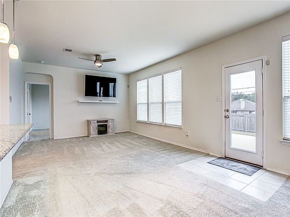 4th image of 4305 Wind Cave Dr