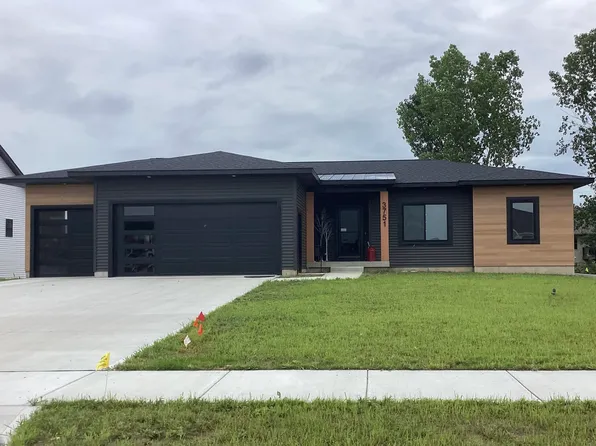3751 Teton Dr, Hudsonville, MI 49426