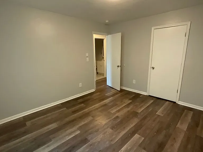 1125 Meads Rd — Photo 11