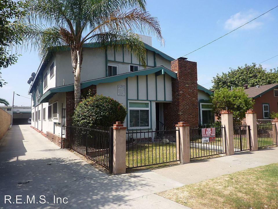 1st image of 804 E Kelso St APT 4