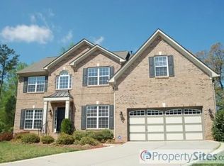 1914 Robbins Meadows Dr, Waxhaw, NC 28173