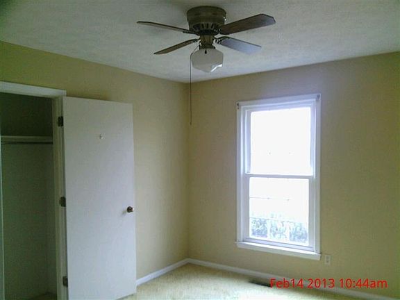 4th image of 858 Kingsway Dr