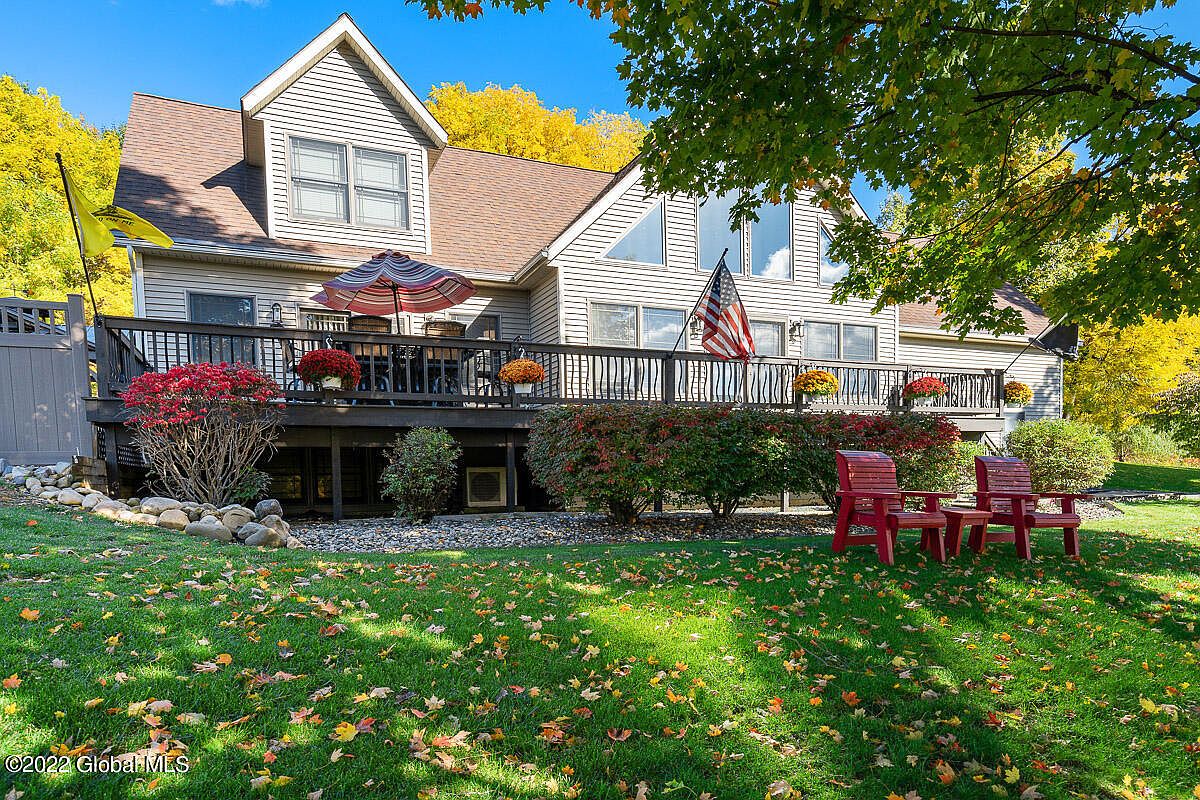 25 Fonda Road, Waterford, NY 12188 Zillow