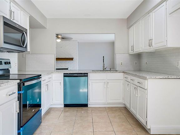 4th image of 712 Cavendish Dr