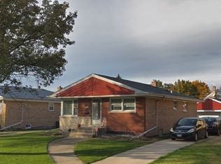 2205 Erika Dr, Broadview, IL 60155