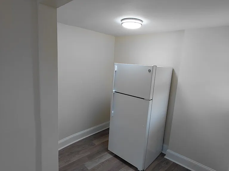317 S Main St #3 — Photo 8