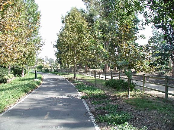 4th image of 9 Oakhurst Rd
