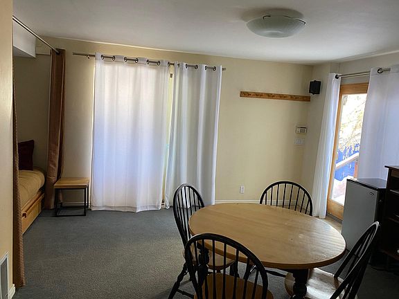 5th image of 489 Woodside Ave