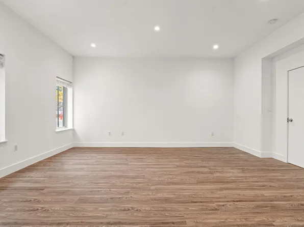 47-05 5th Street image 12 of 20