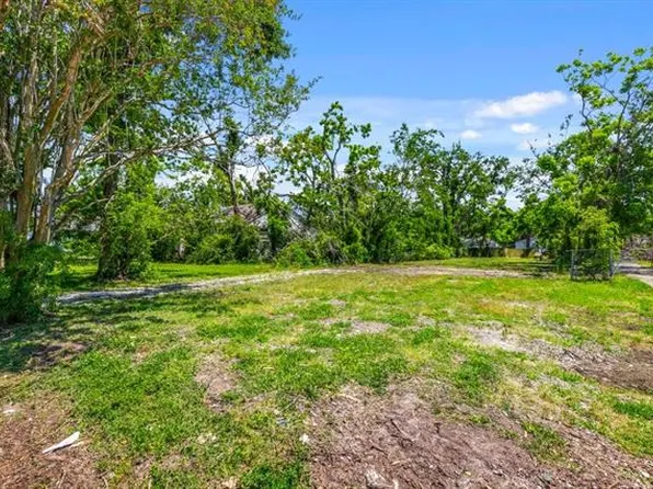 1716 6th St, Lake Charles, LA 70601