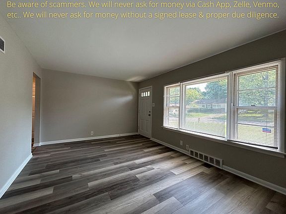 4th image of 10035 Lilac Ave