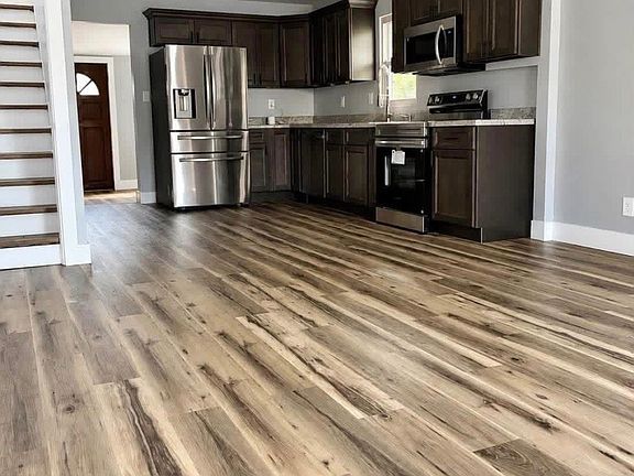 5th image of 427 Millerstown St