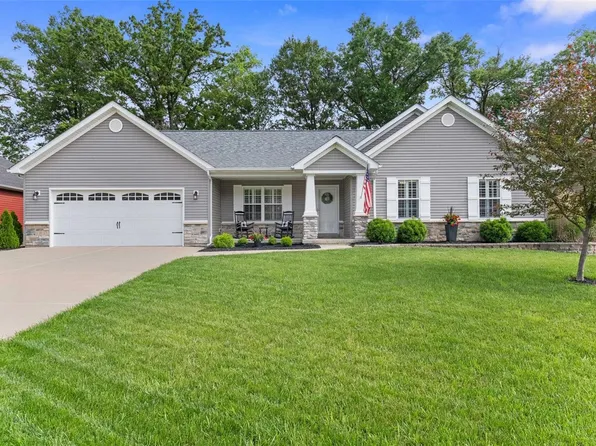 545 Long Train Dr, Troy, MO 63379