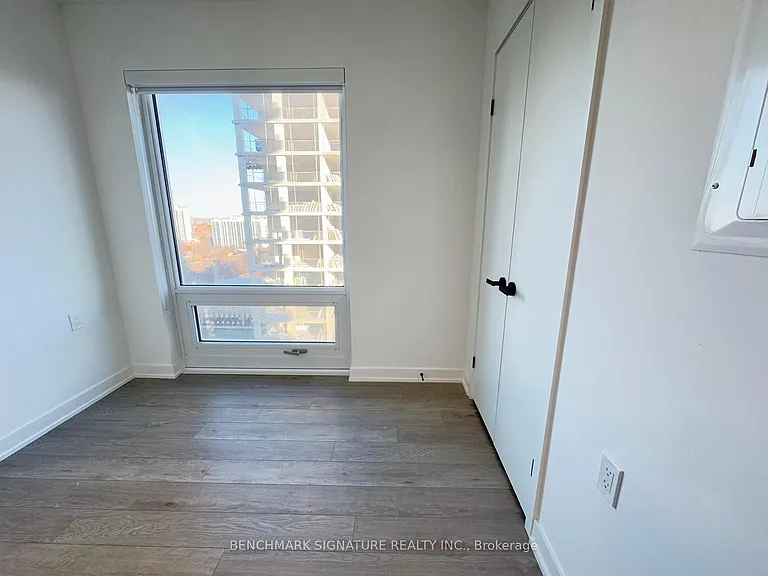 88 Queen St E #1703 — Photo 23