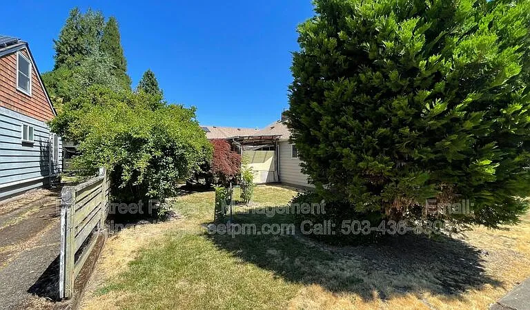 606 NW 28th St — Photo 17