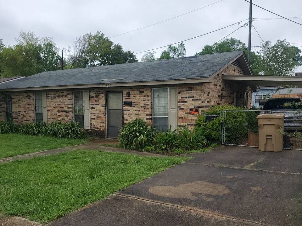2nd image of 1921 Voeglin Ave