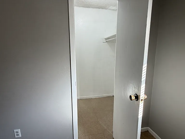 2406 Valley Forge Ave #A — Photo 2