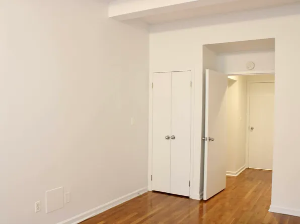 38 East 21st Street image 11 of 12