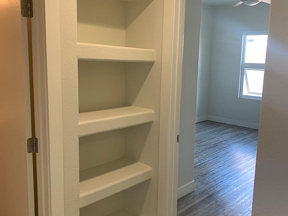 5th image of 452 N 10th Ave #314