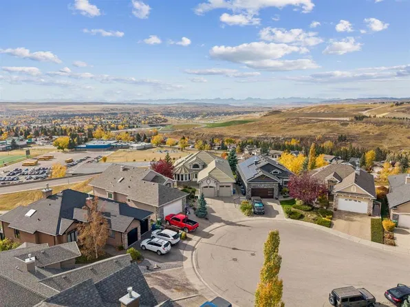 191 E Sunterra Ridge Pl, Cochrane, AB T4C 1W8