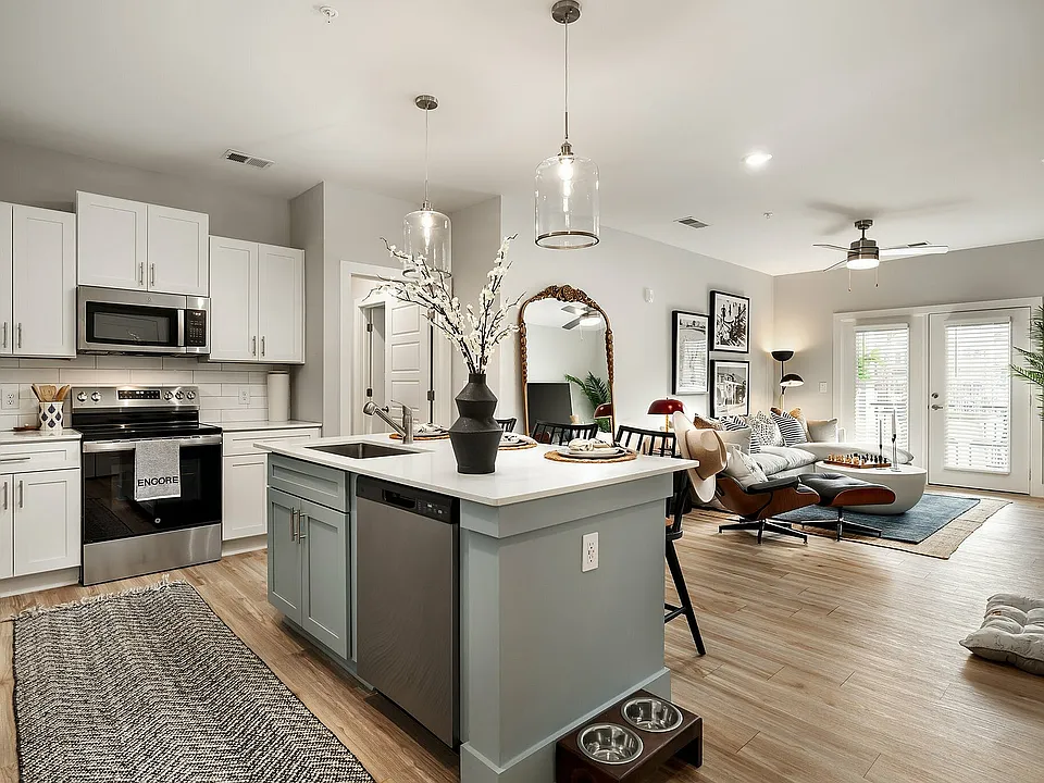 Encore Luxury Residences