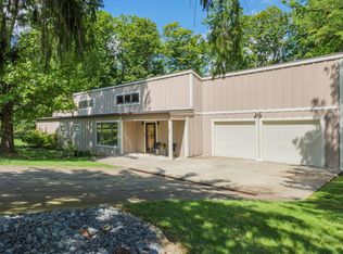 51 Nurad Rd, Athens, OH 45701