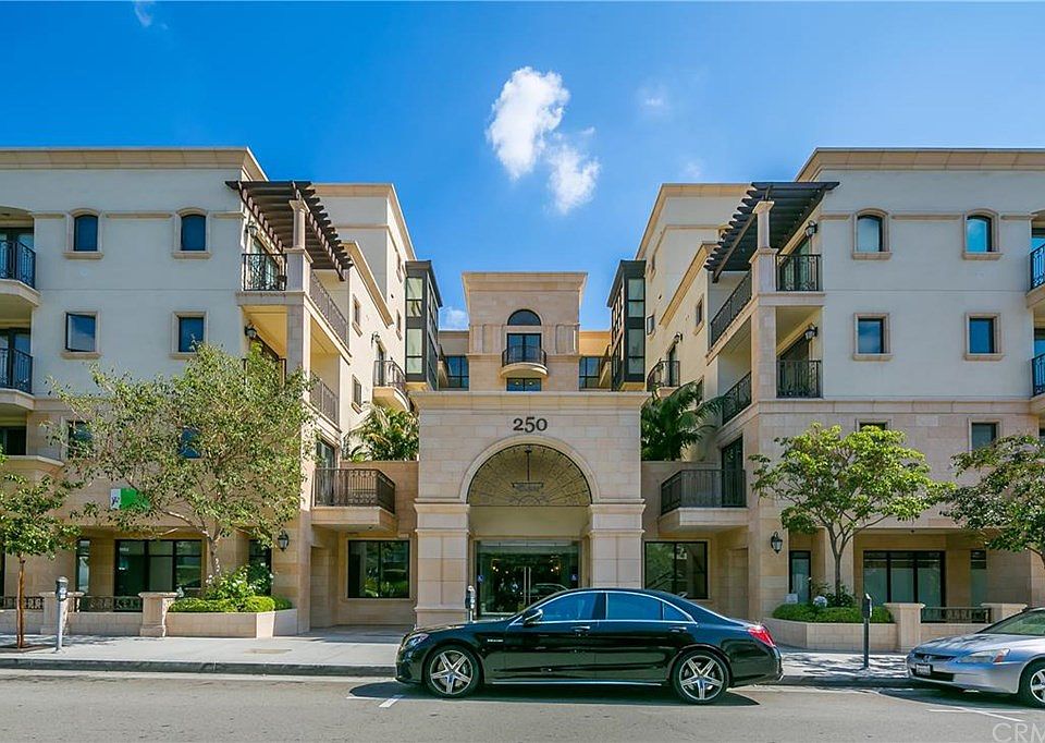 1st image of 250 S De Lacey Ave Unit 305A