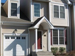 15 Harlow Dr, Newington, CT 06111
