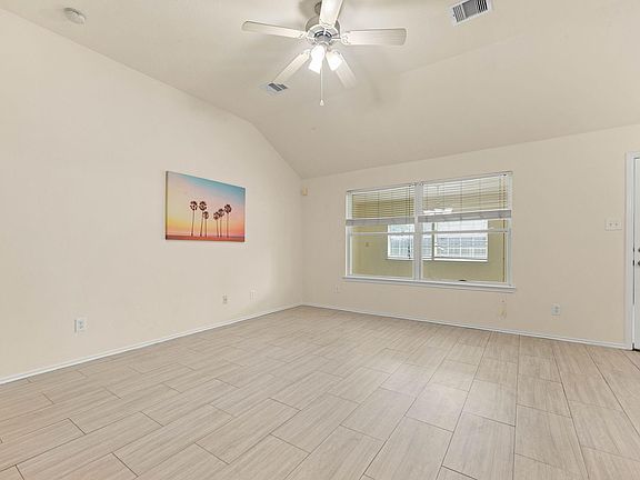 4th image of 2631 Steelhead Dr