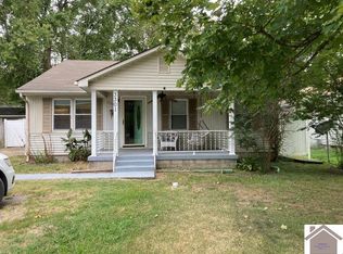 3301 Schneidman Rd, Paducah, KY 42003