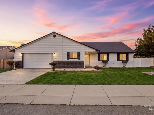 770 E Red Bud St, Kuna, ID 83634