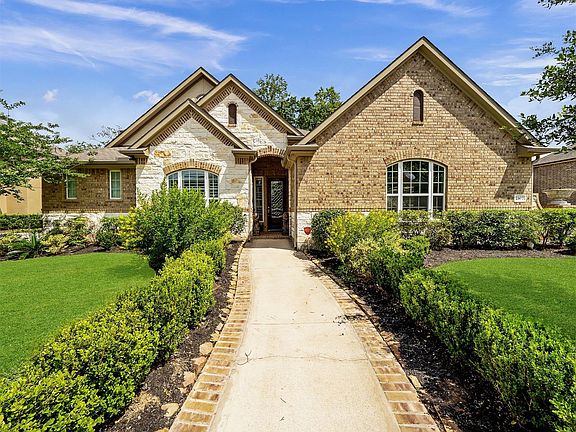 2nd image of 7307 Pecan Landing Dr